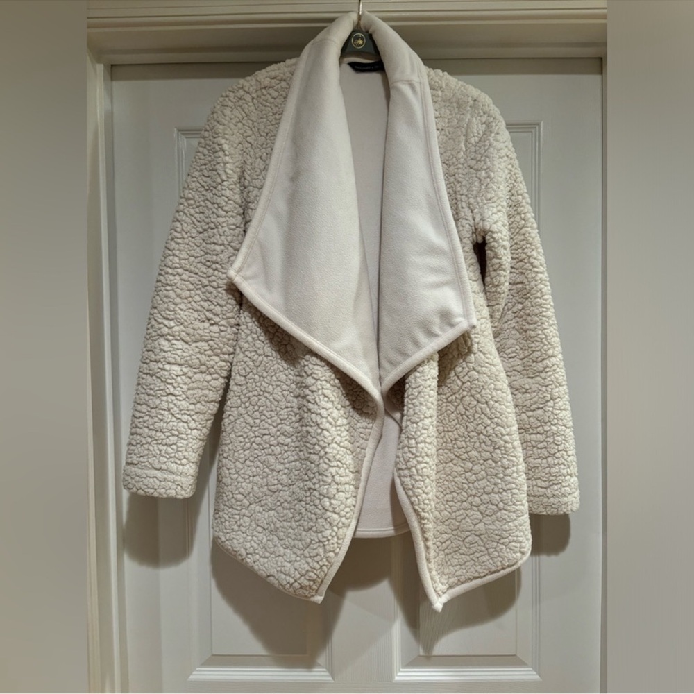 Abercrombie & Fitch - Women's Cream Sherpa Jacket